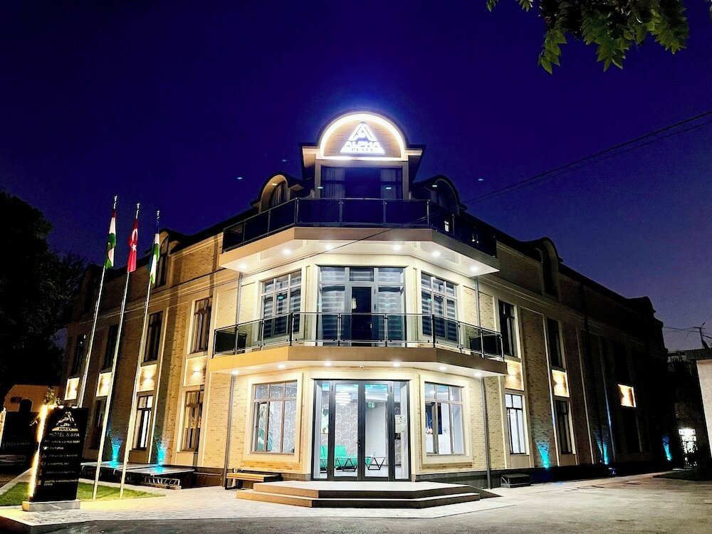 Фото отеля 1