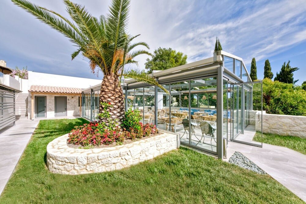 Фото Hidden Cove Corfu