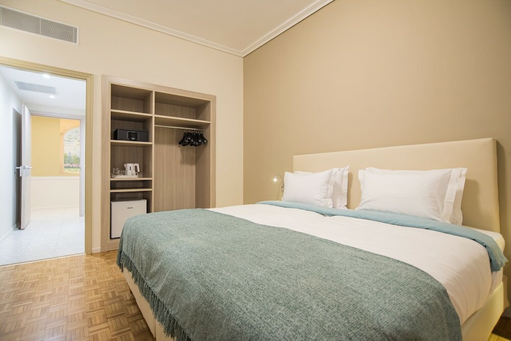 Фото V Hotel Delphi