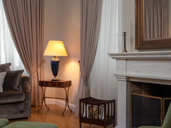 Фото Noble Suites