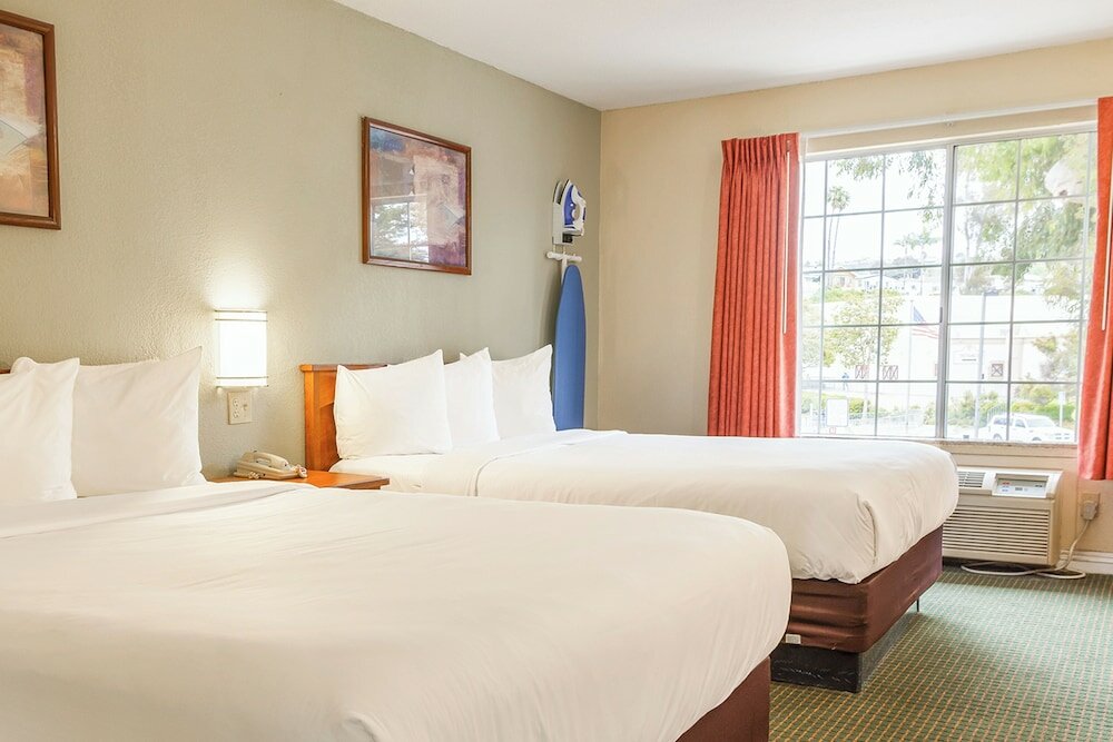 Фото Rodeway Inn San Clemente Beach
