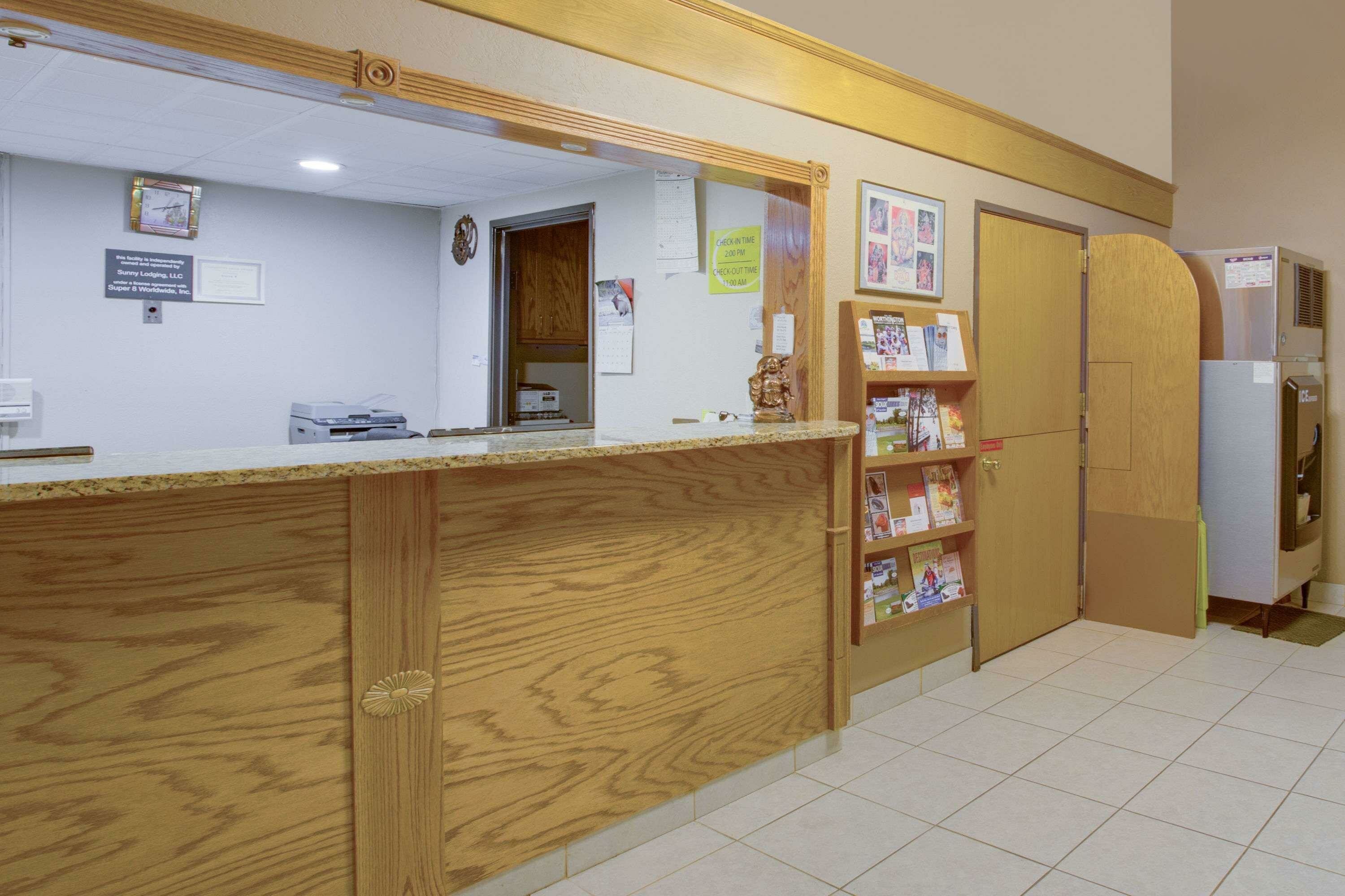 Фото Super 8 by Wyndham Worthington Minnesota