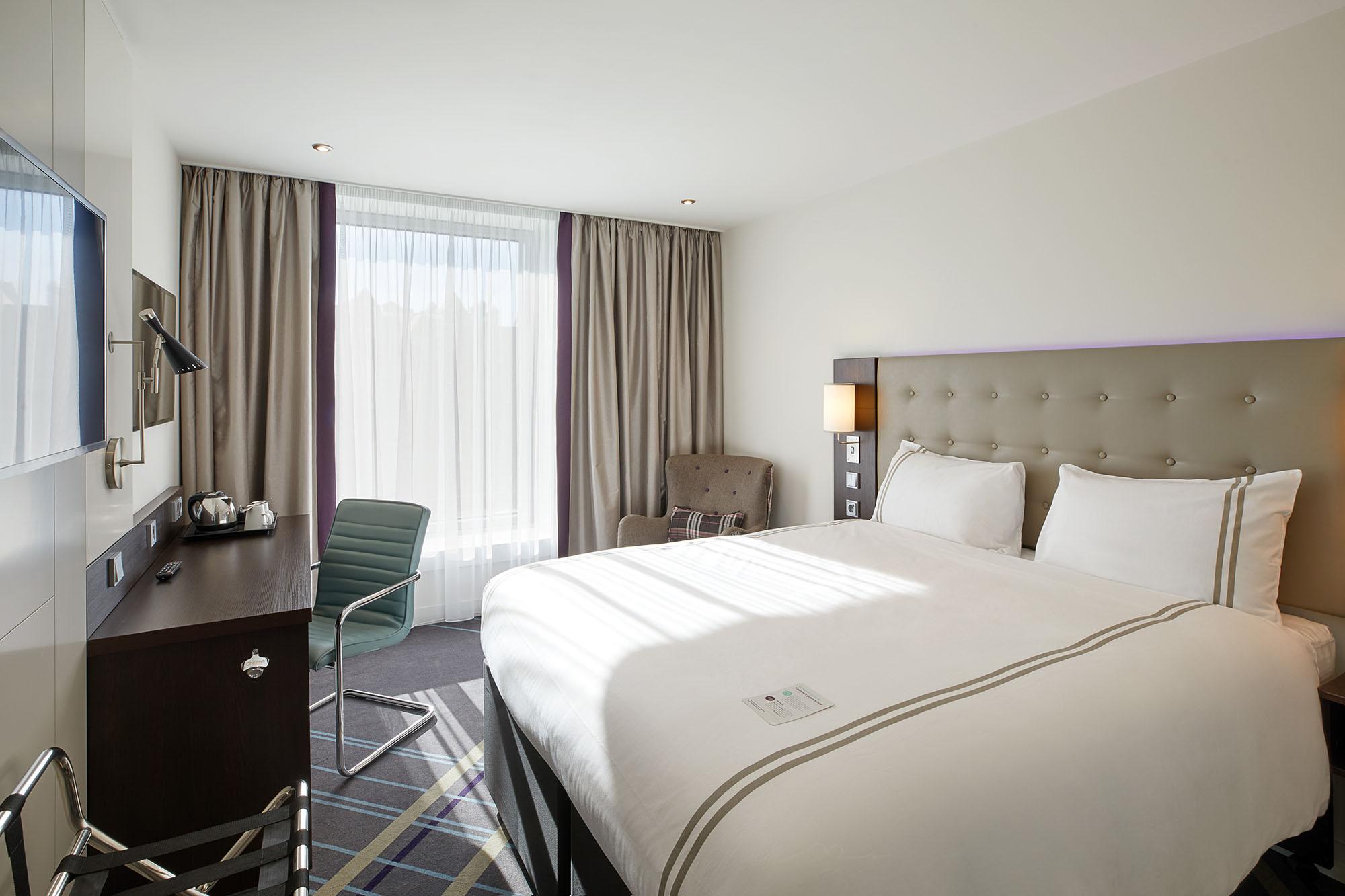 Фото Premier Inn Hamburg City