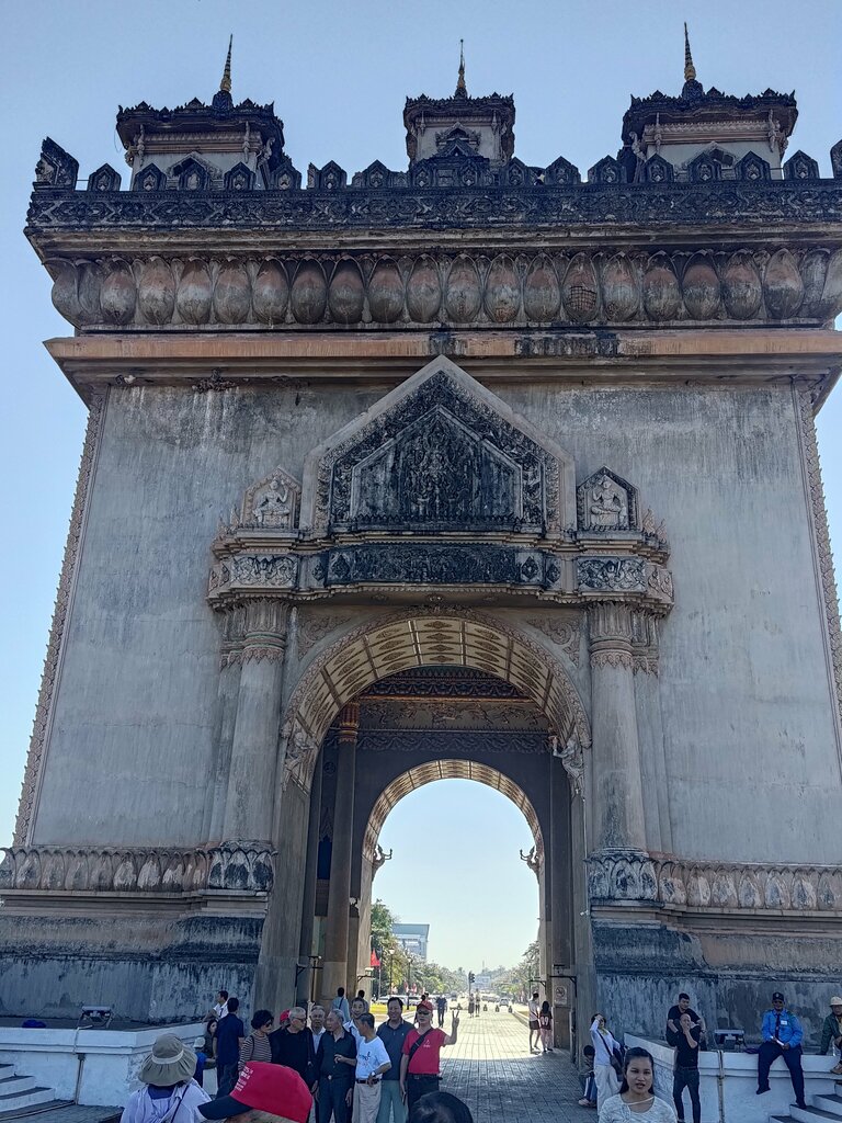 Landmark, attraction Триумфальная арка Патусай, Vientiane, photo