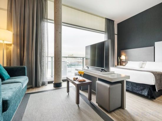 Фото Hotel Ilunion Atrium