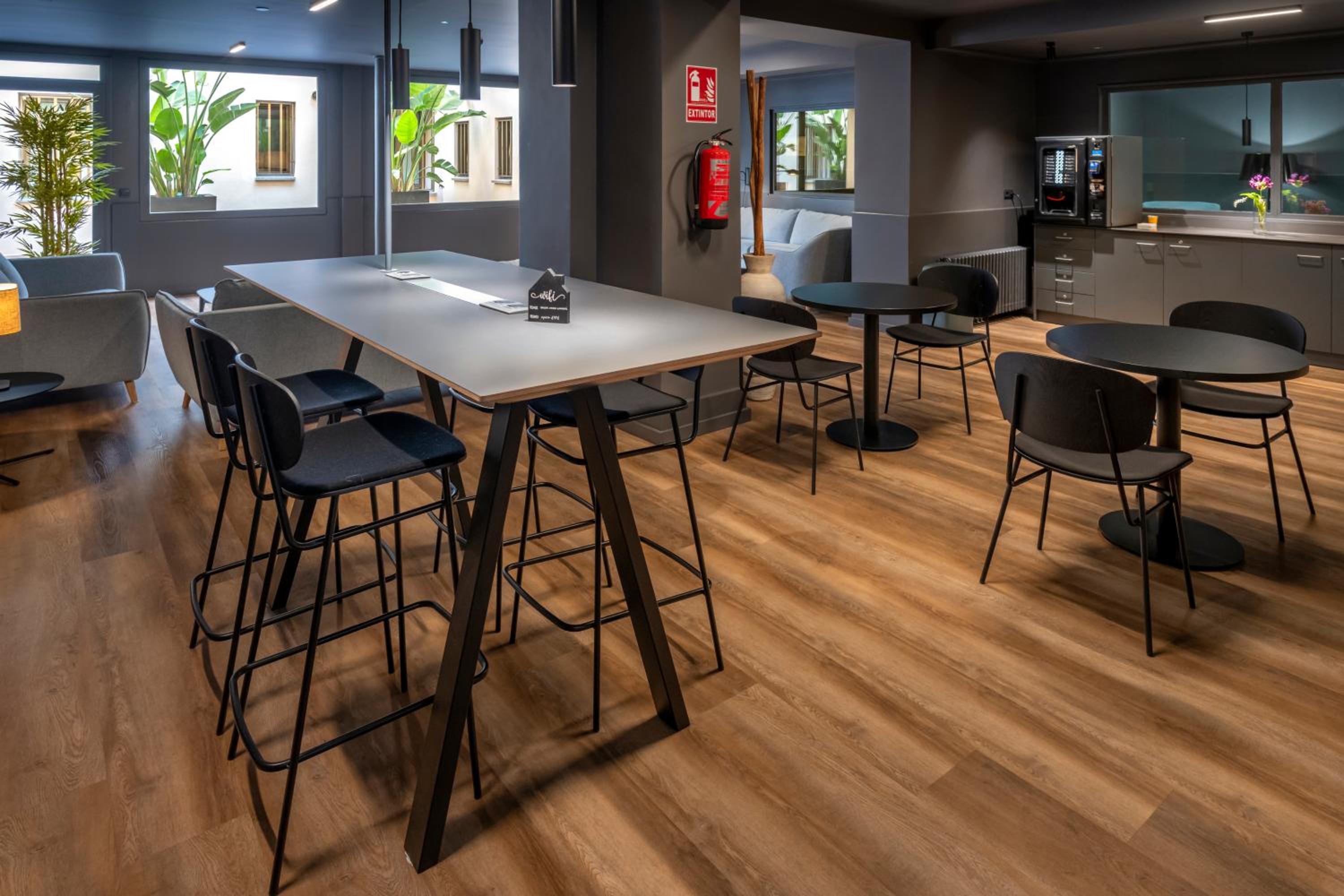 Фото Opera Ramblas