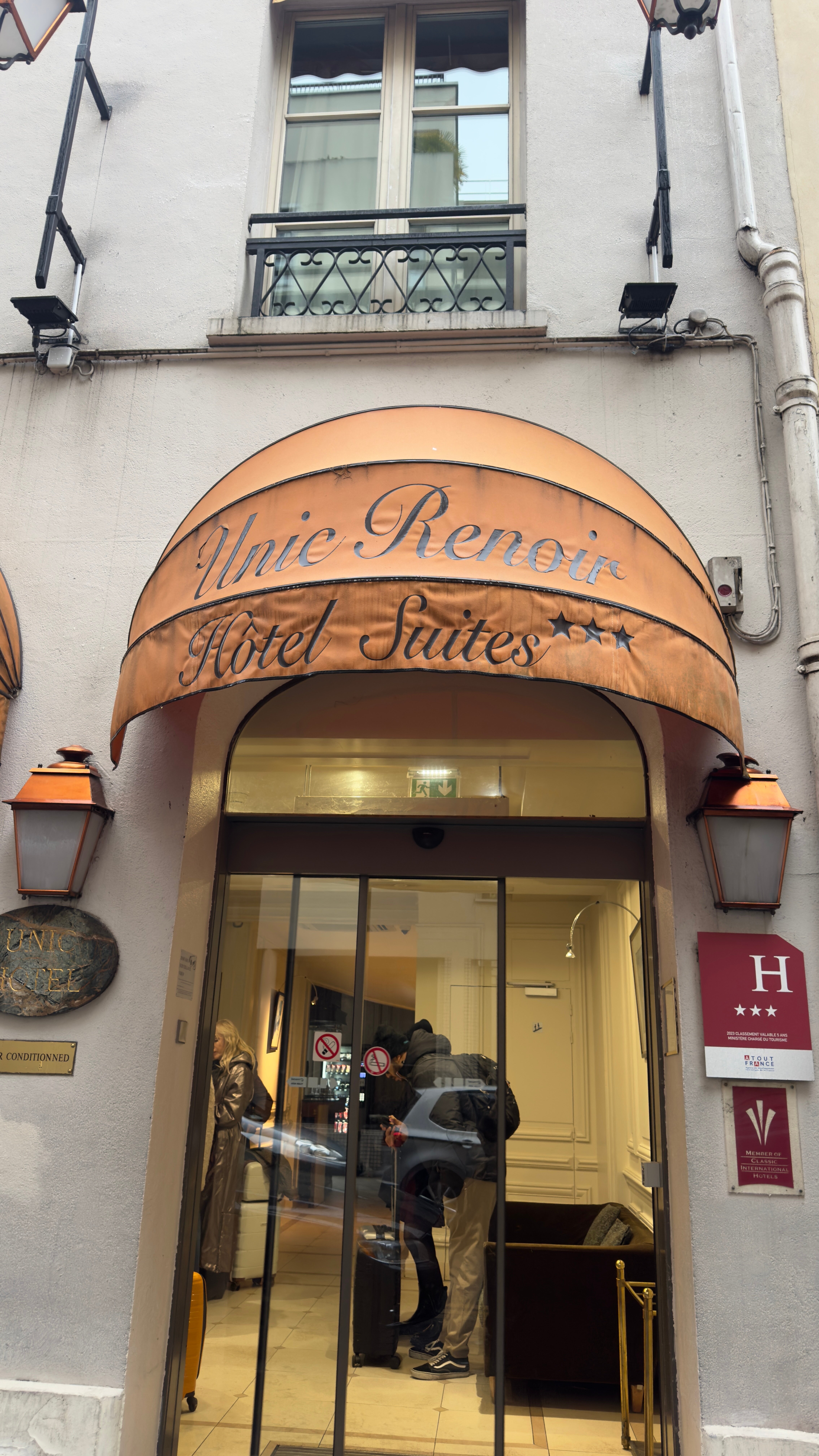 Фото Unic Renoir Saint-Germain