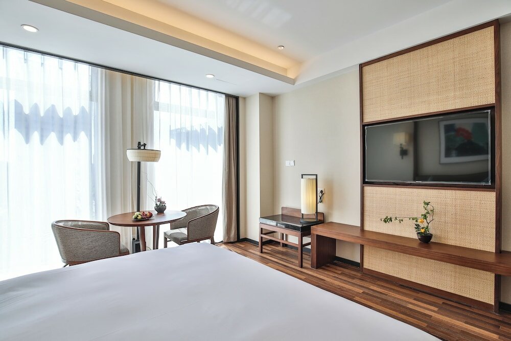 Фото Ssaw Boutique Hotel Hangzhou River Side