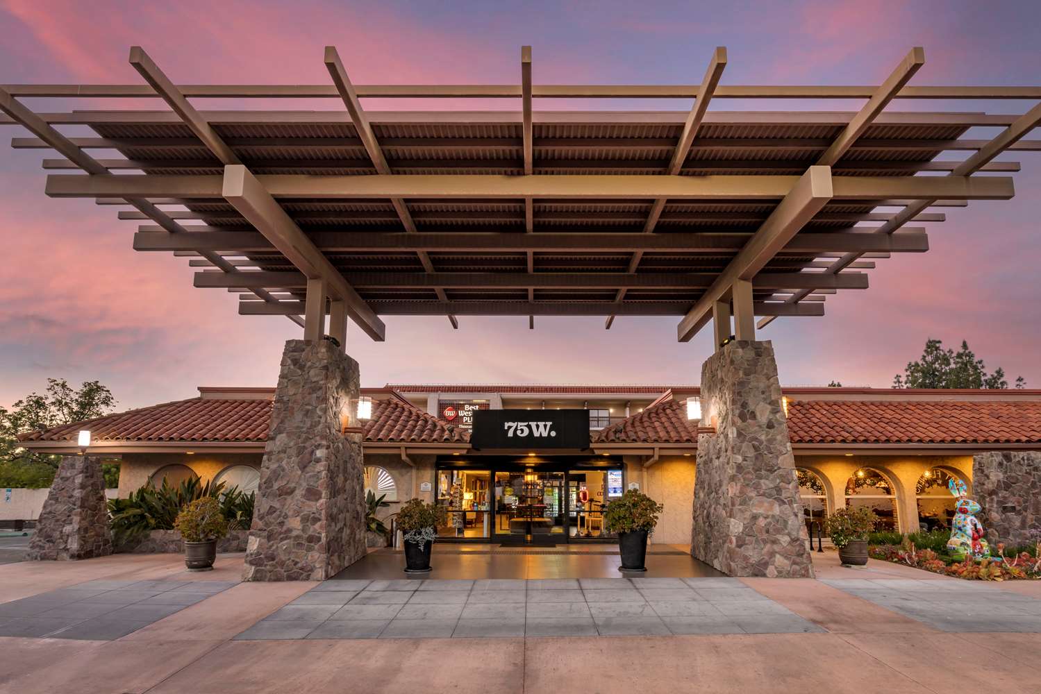 Фото Best Western Plus Thousand Oaks Inn