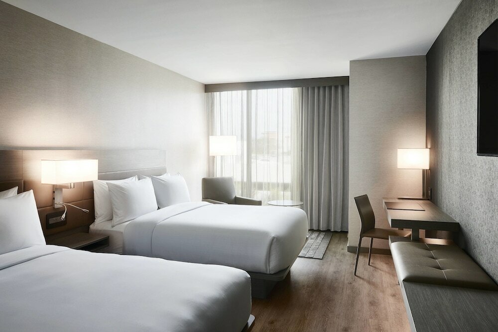 Фото AC Hotel Tampa Airport