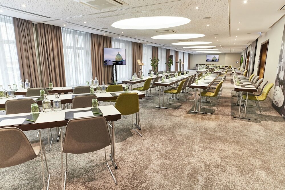 Фото Steigenberger Hotel Herrenhof