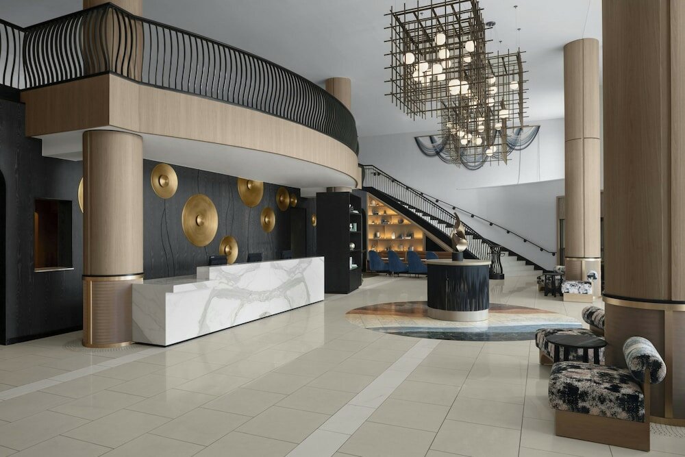 Фото Renaissance Raleigh North Hills Hotel