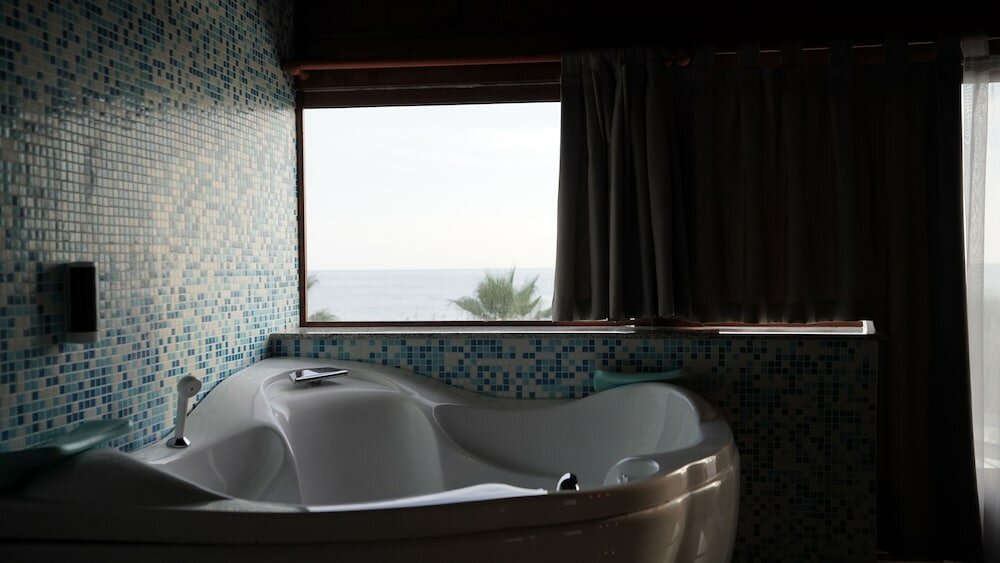 Фото Hotel Majestic