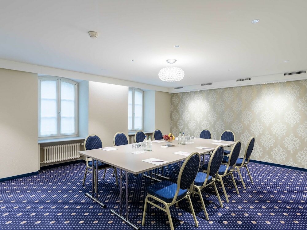 Фото Mercure Lenzburg Krone