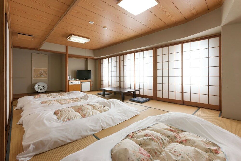 Фото Onomichi Royal Hotel