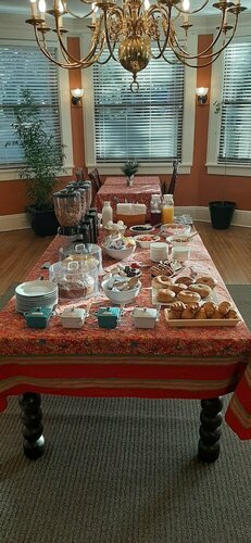 Гостиница The DeBary Inn в Саммите