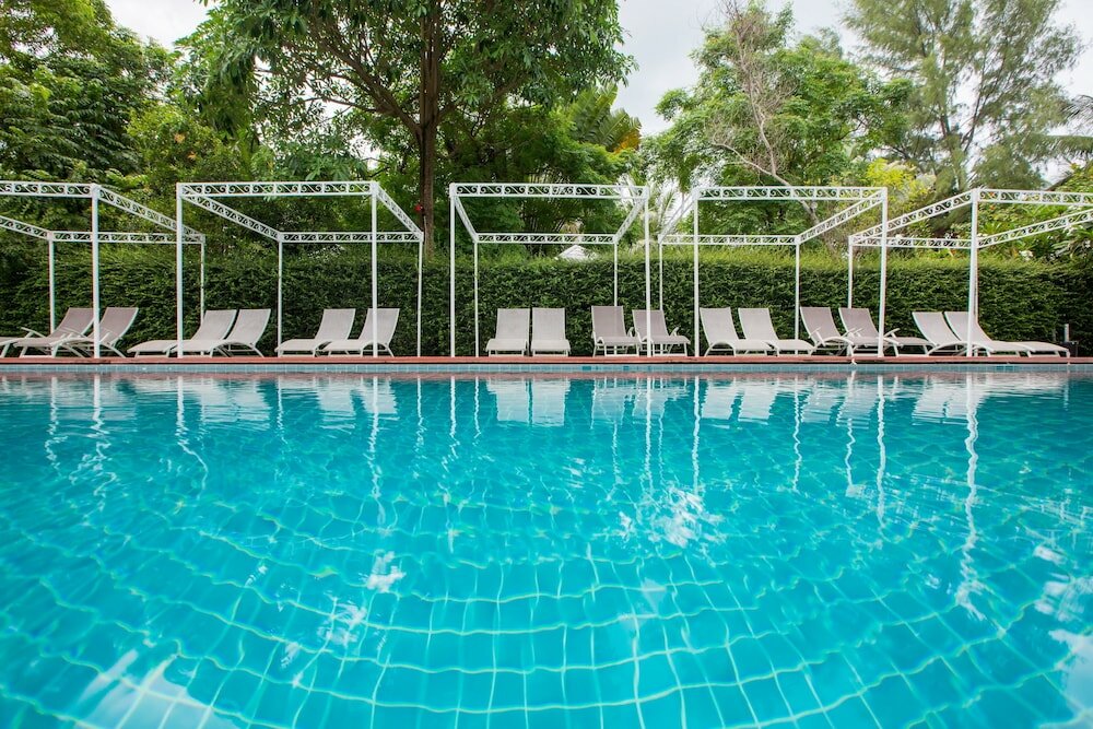 Фото отеля 2