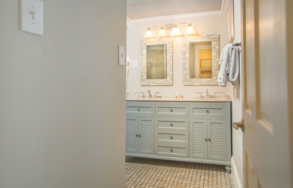 Фото 17Hundred90 Inn and Restaurant