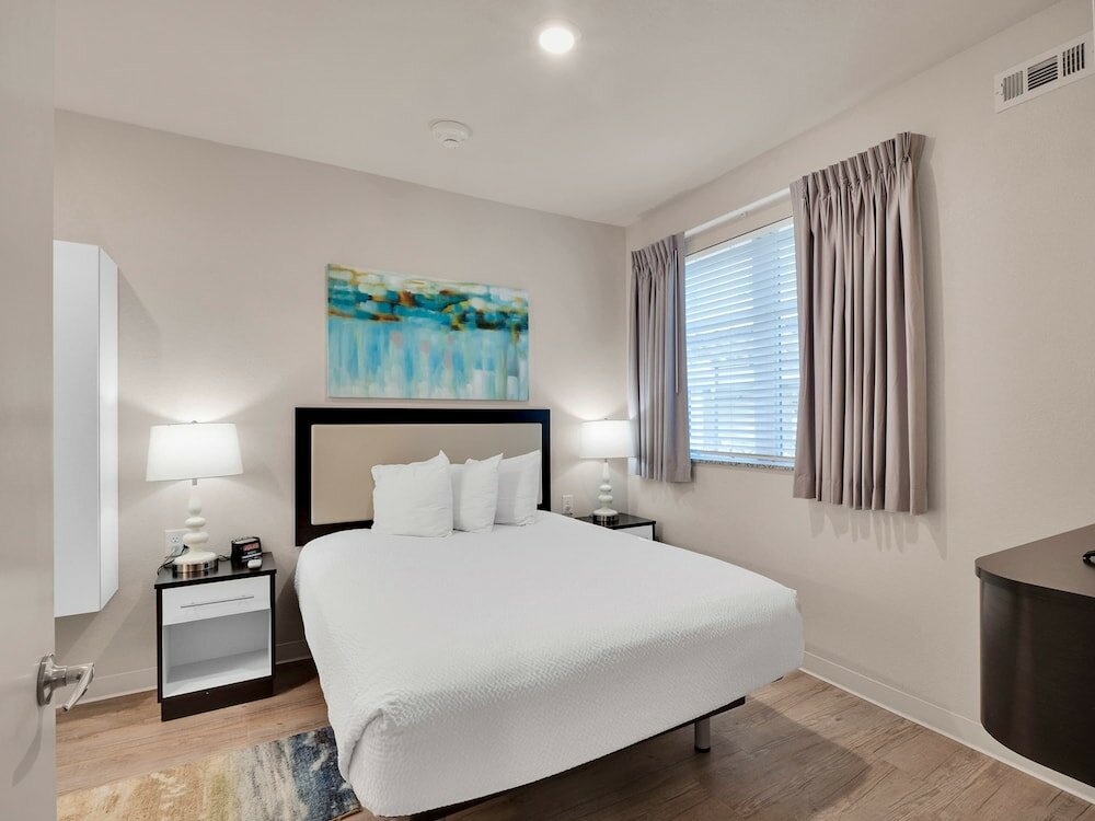 Фото Waterwalk Raleigh Rtp