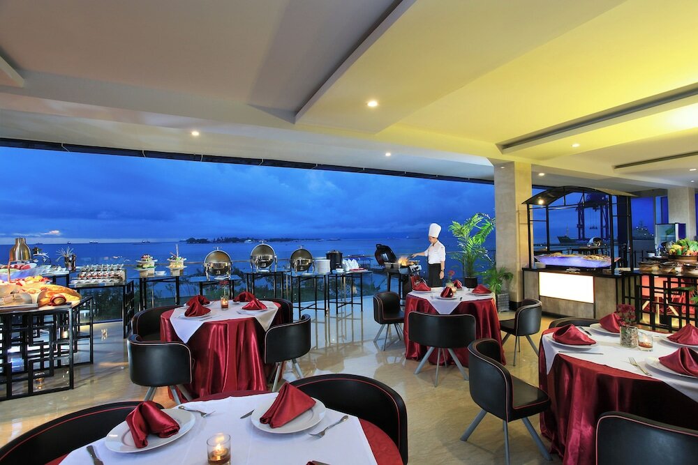 Фото Swiss-Belhotel Makassar