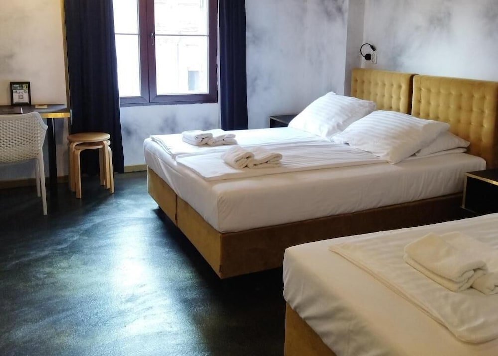 Фото Chillout Hostel Zagreb