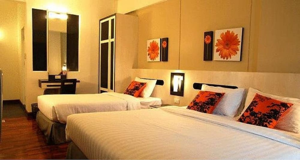 Фото The Inn Saladaeng