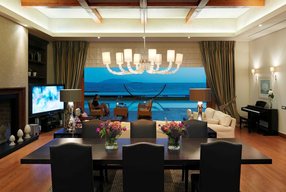 Фото Grand Resort Lagonissi Athens