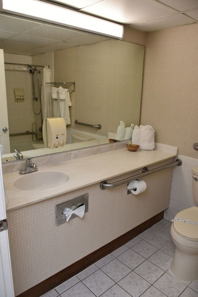 Фото Ontario Airport Inn