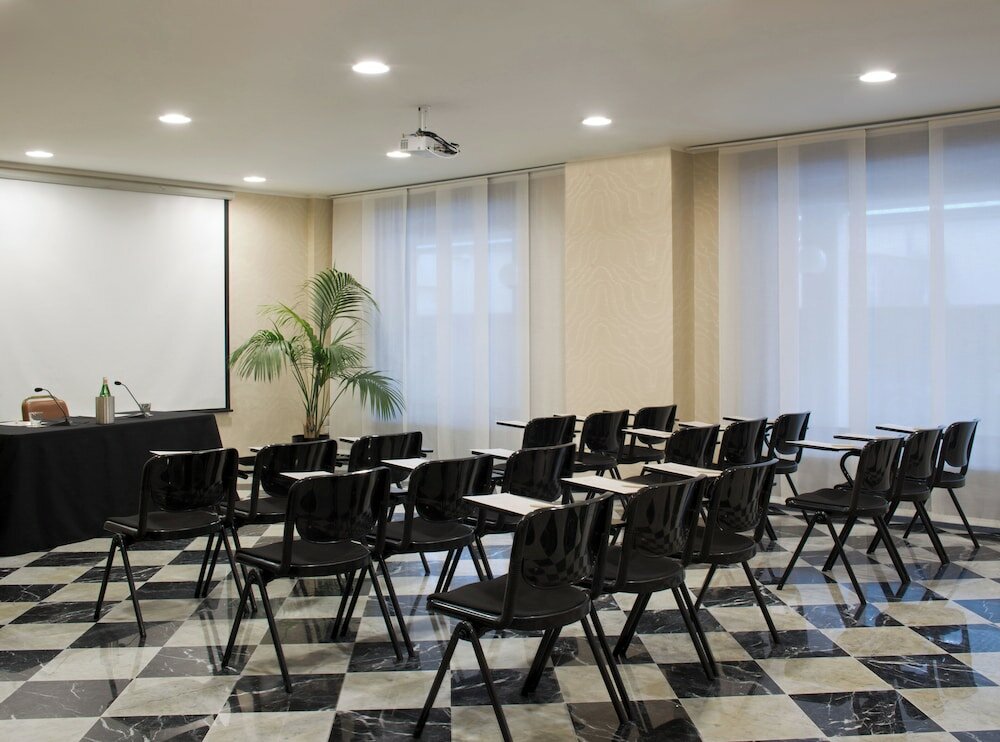 Фото Starhotels Du Parc