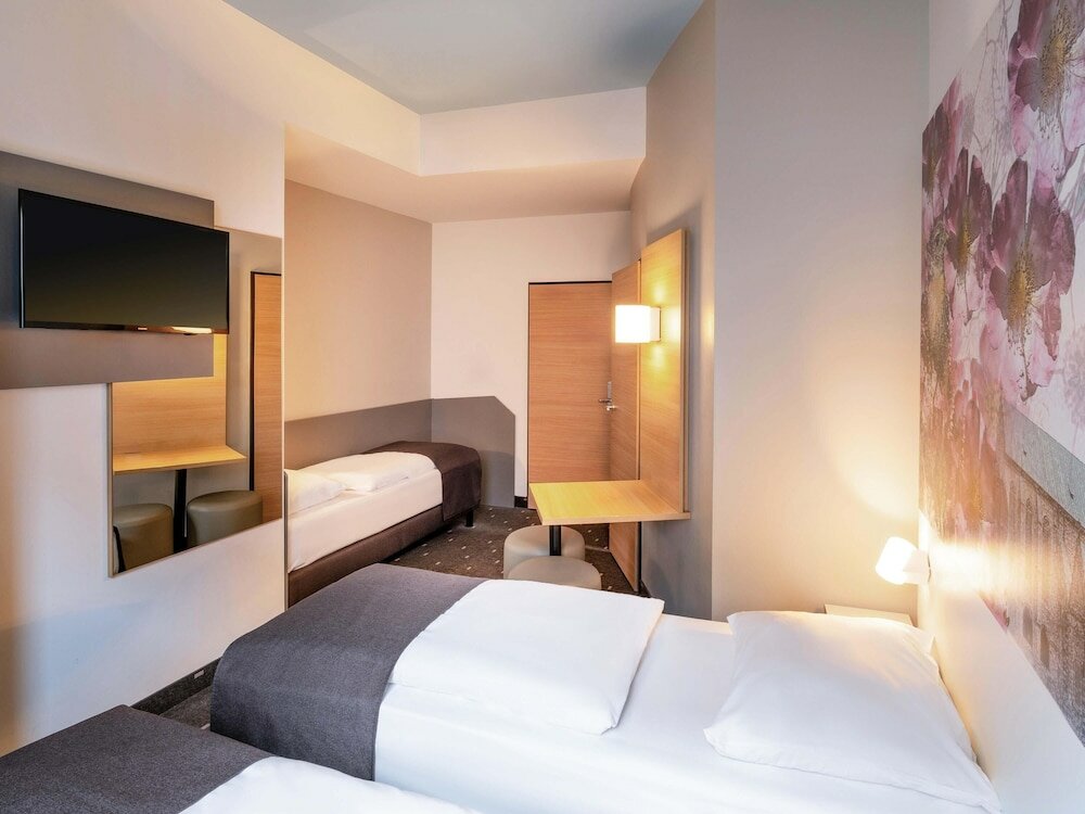 Фото B&b Hotel Hildesheim