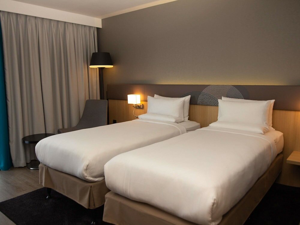 Фото Novotel London Wembley