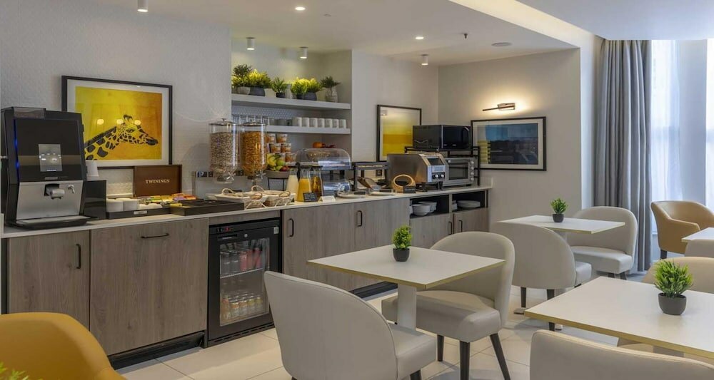 Фото Best Western Kensington Olympia Hotel