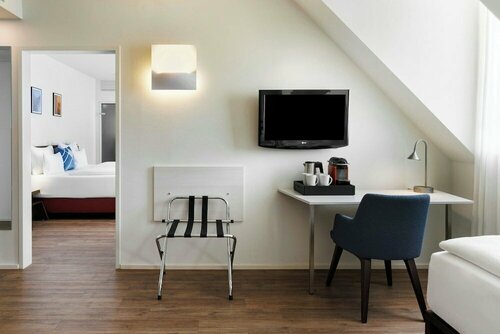 Гостиница Four Points Flex by Sheraton Vienna Hauptbahnhof в Вене