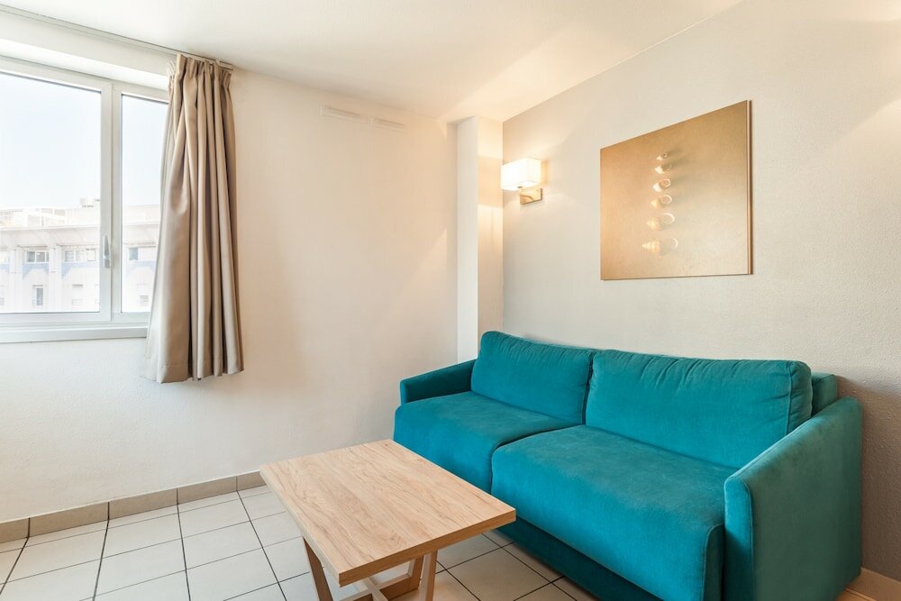 Фото Residhotel Marseille Grand Prado