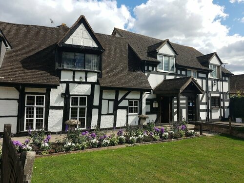 Гостиница The Thatch Inn в Графстве Глостершир