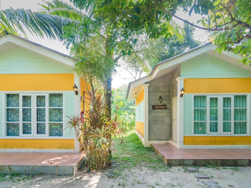Фото Baan Suan Leela