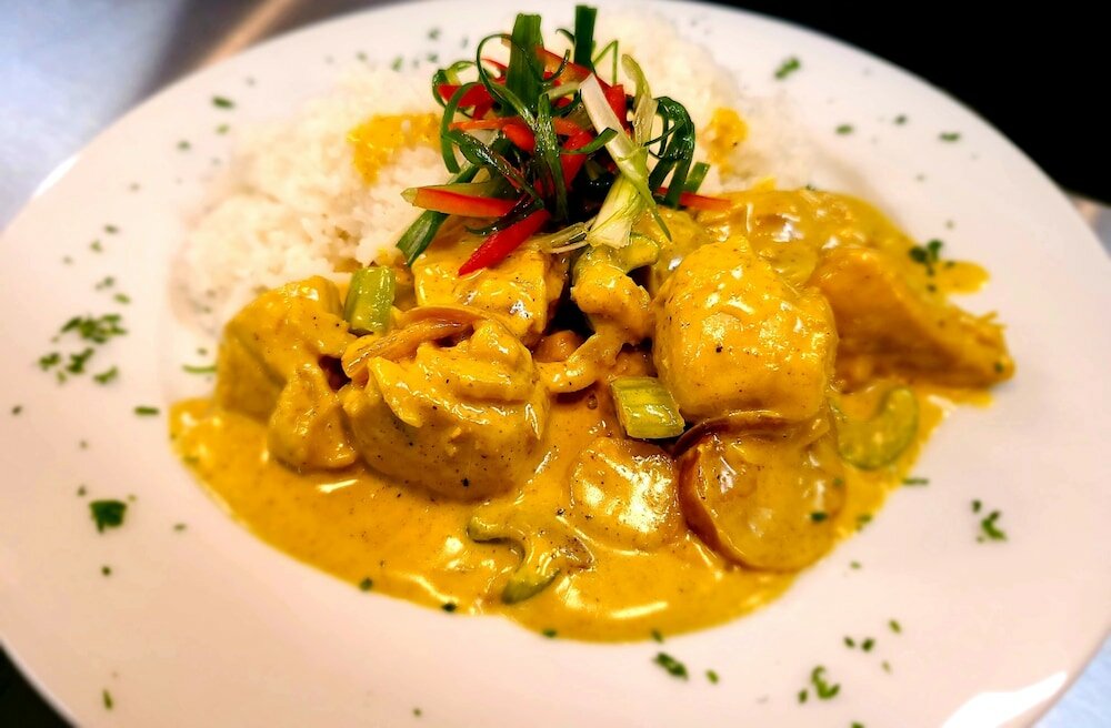 Фото Executive House Suites Hotel & Conference Centre