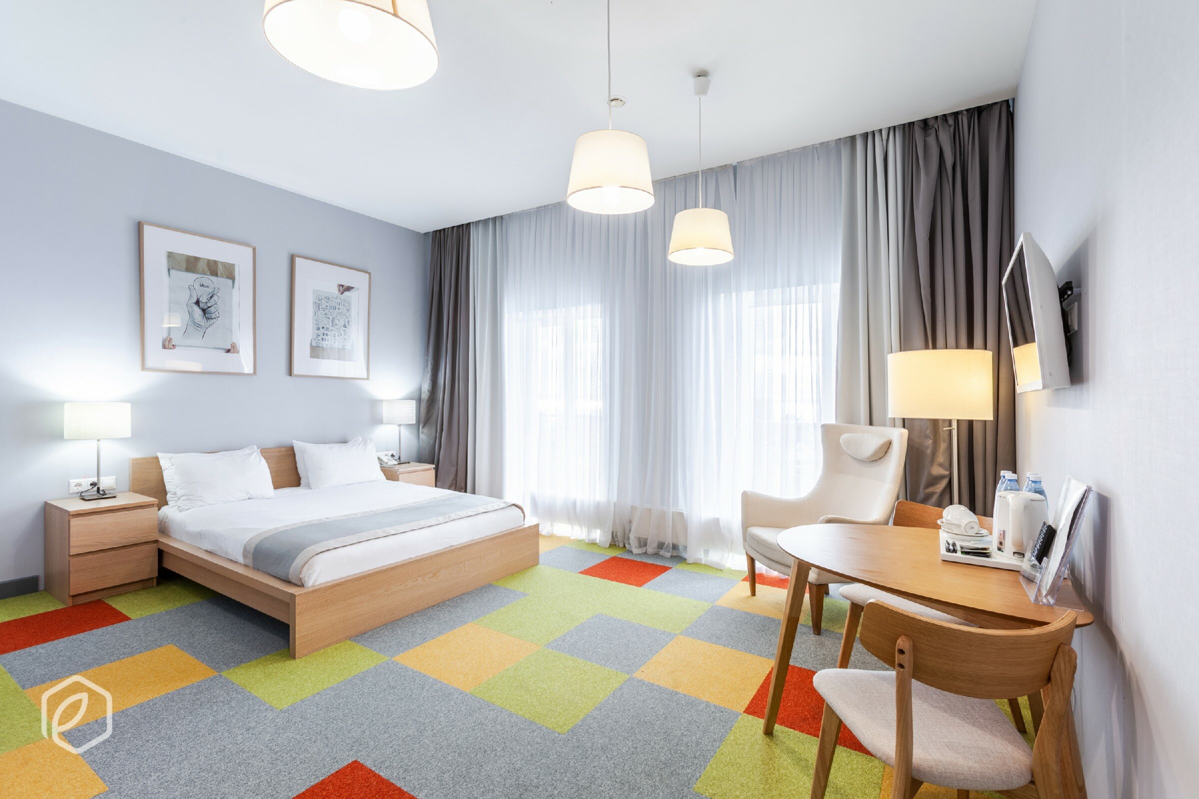 Фото отеля 1