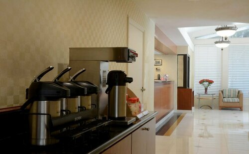 Гостиница Red Roof Inn San Dimas - Fairplex в Помоне