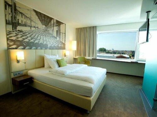 Внешний вид отеля Best Western Plus Hotel Bremerhaven в Бремерхафене, фото 2