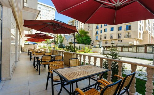 Внешний вид отеля Solutel Hotel в Бишкеке, фото 4