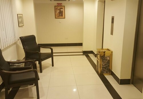Хостел Reem Hotel Apartments в Сухаре