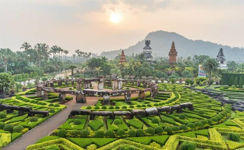 Гостиница Baan Rommai Sattahip в Саттахипе