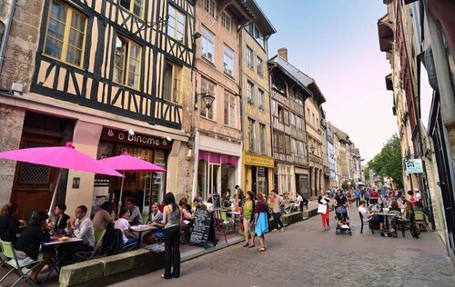 Хостел Auberge de Jeunesse Hi Rouen в Ле-Андели