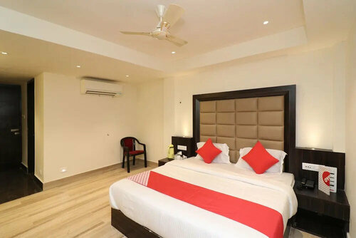 Гостиница Oyo 24608 Sanjay Galaxy Premium в Канпуре