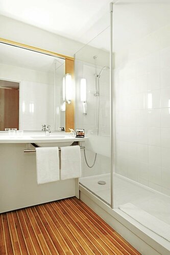 Гостиница Ibis Nogent Sur Marne в Ганьи