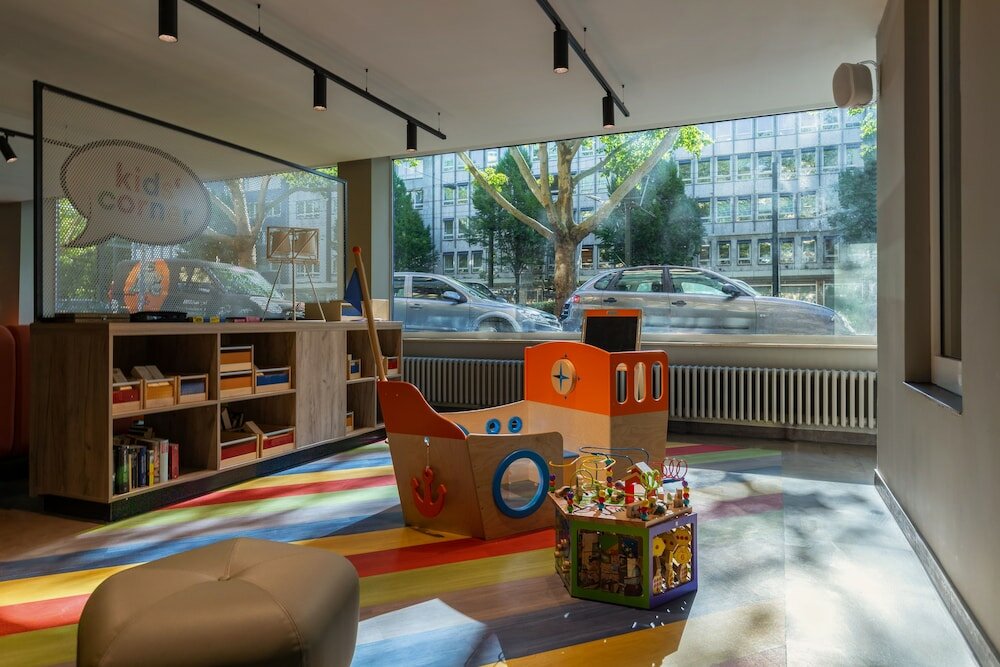 Фото A&o Dusseldorf Hauptbahnhof