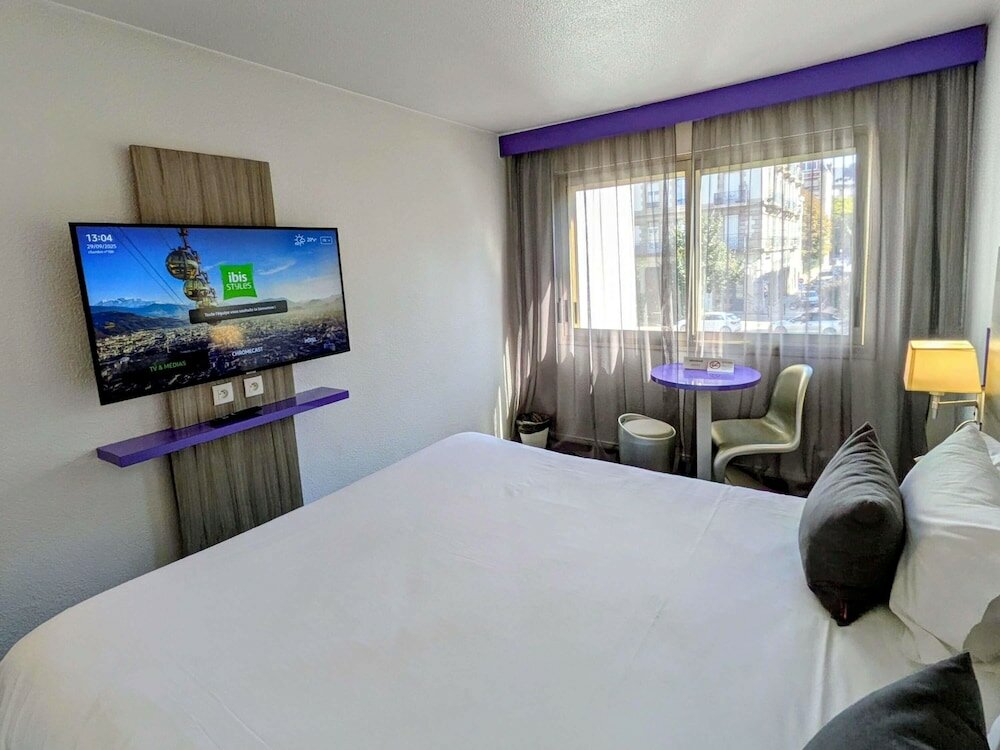 Фото Ibis Styles Grenoble Centre Gare