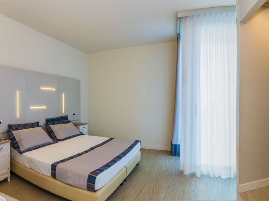 Фото Hotel Panoramic