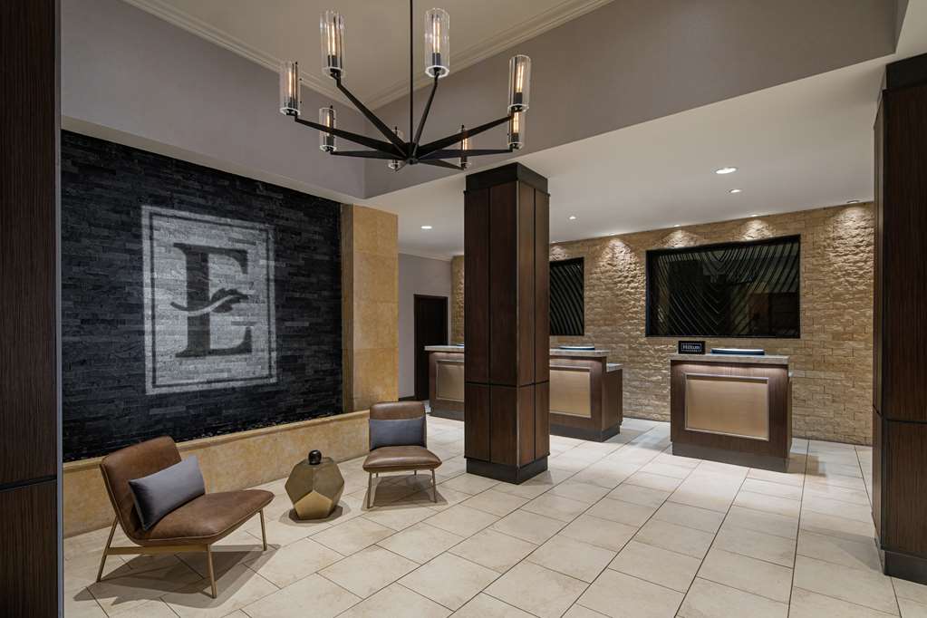 Фото Embassy Suites by Hilton Fort Worth Downtown